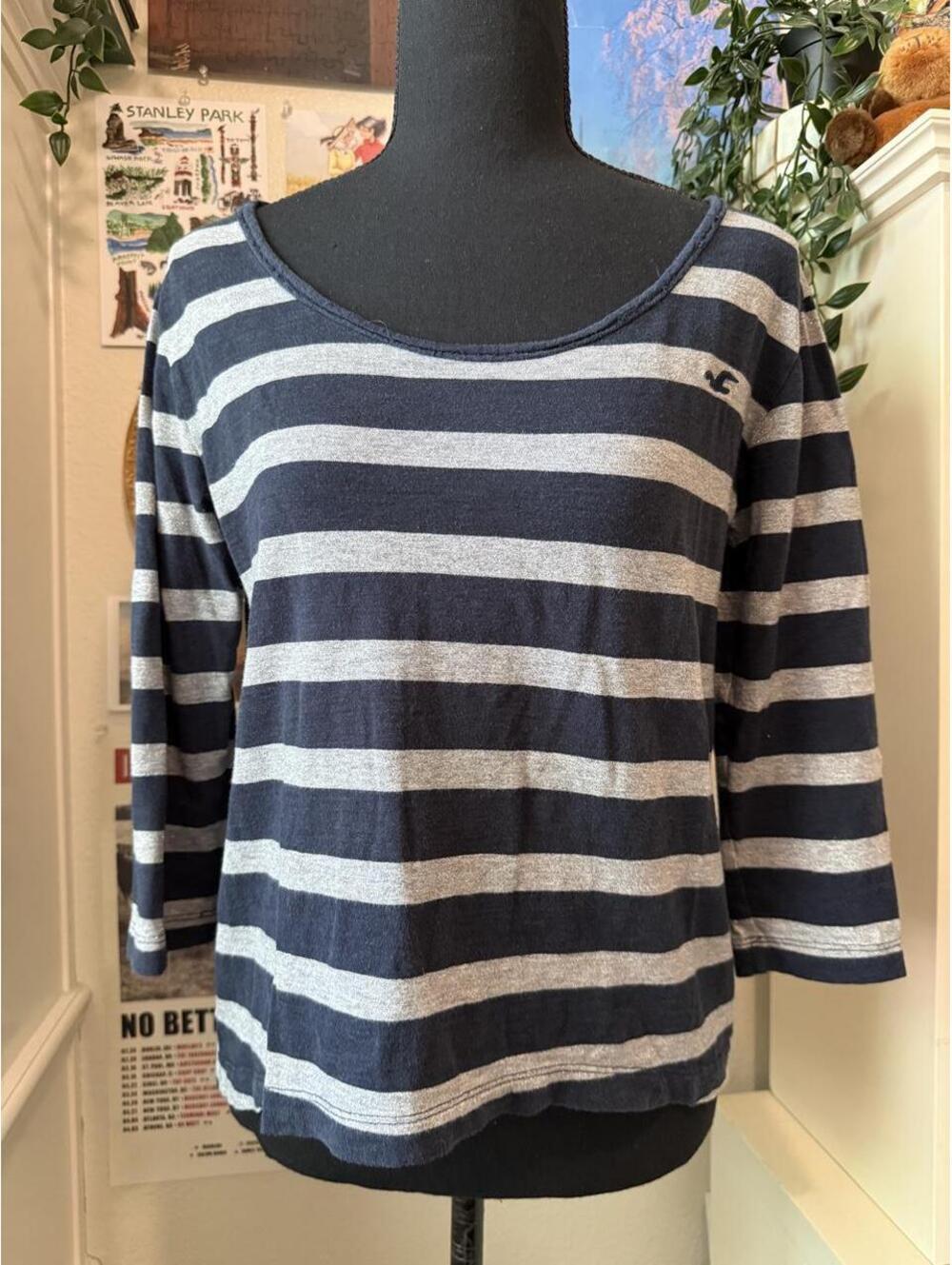 Hollister Navy Gray Striped Scoop Neck Top
